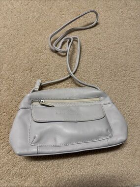 Stone Mountain Accessories Pale Gray Leather Crossbody Bag
